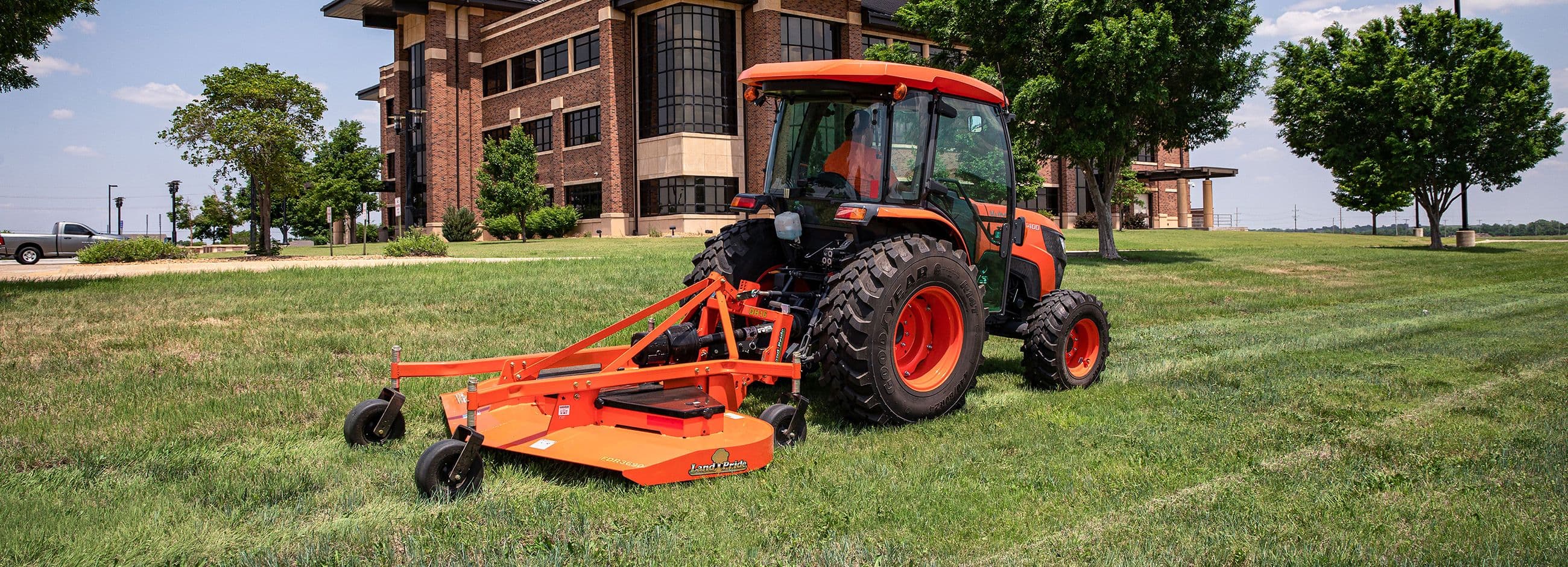FDR36 Series Grooming Mowers